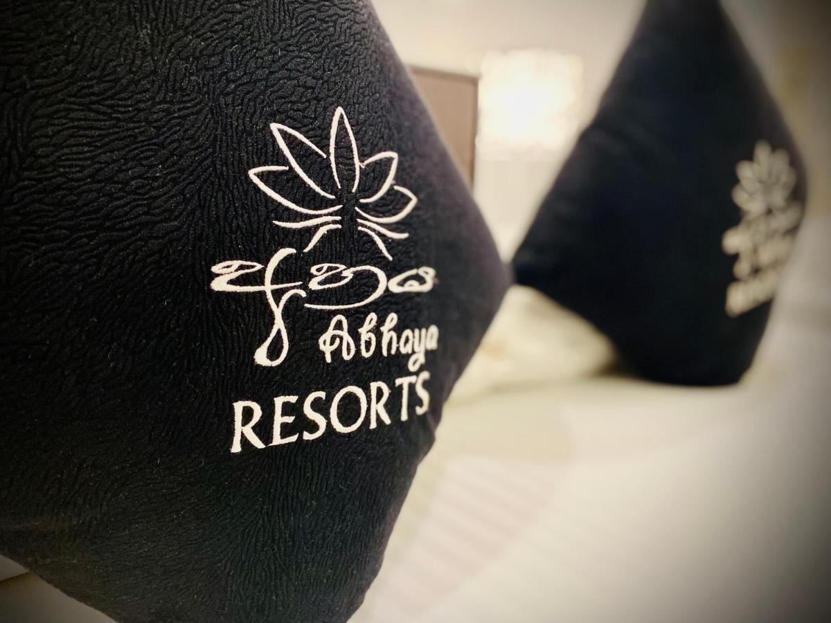 Abhaya Resorts Anuradhapura Exteriör bild