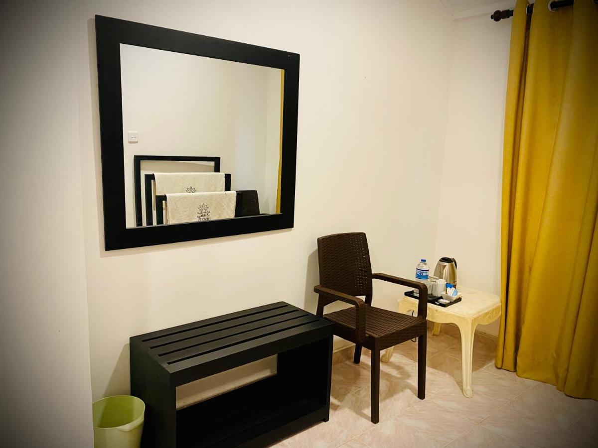 Abhaya Resorts Anuradhapura Exteriör bild