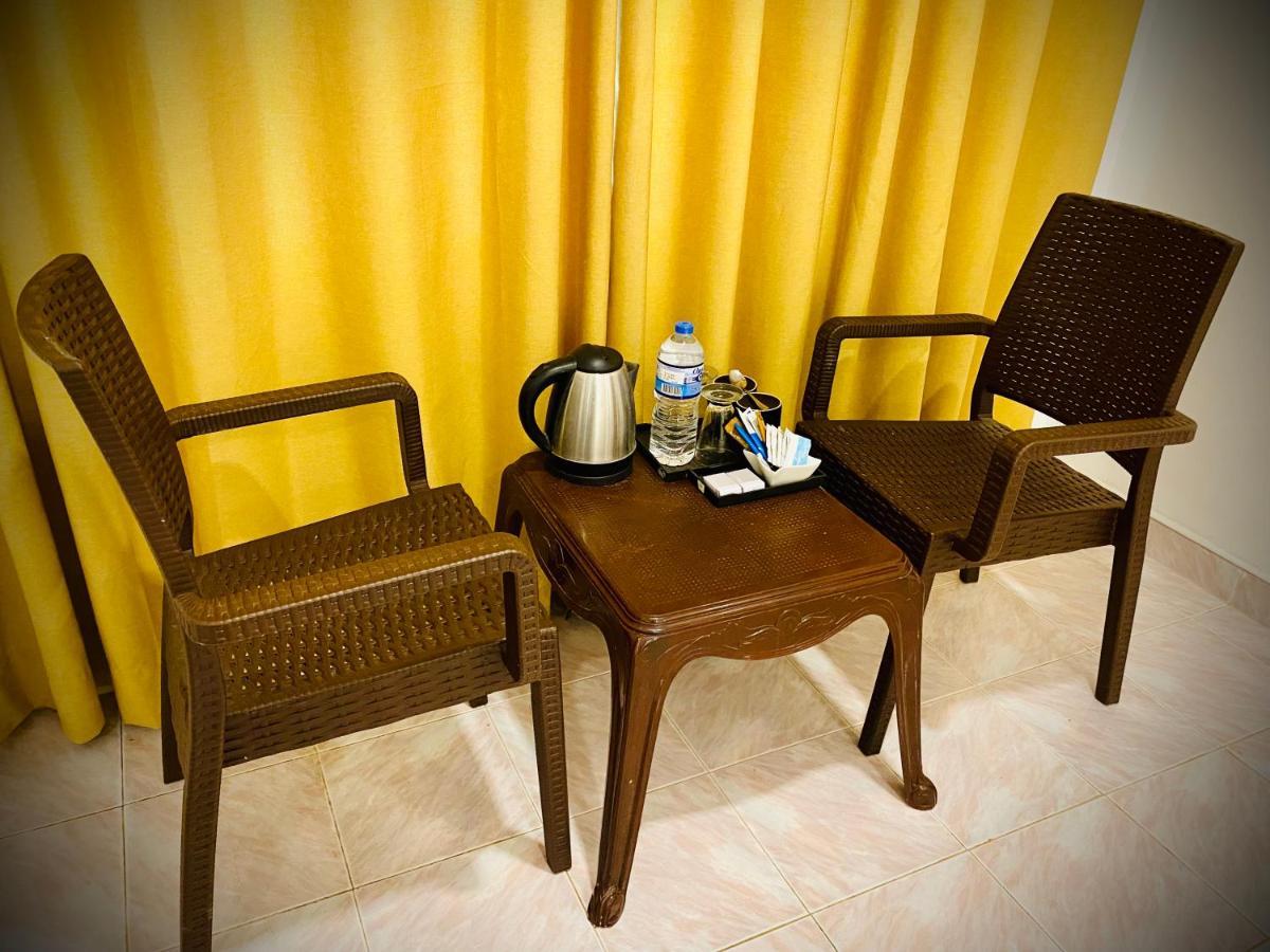 Abhaya Resorts Anuradhapura Exteriör bild